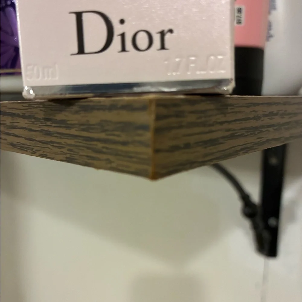 Dior Capture Totale Dreamskin in Elegant Pink - Picture 3 of 6